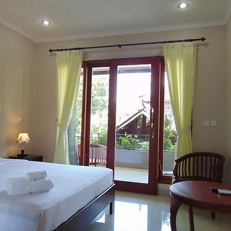 Dipondok Homestay Pecatu Екстериор снимка