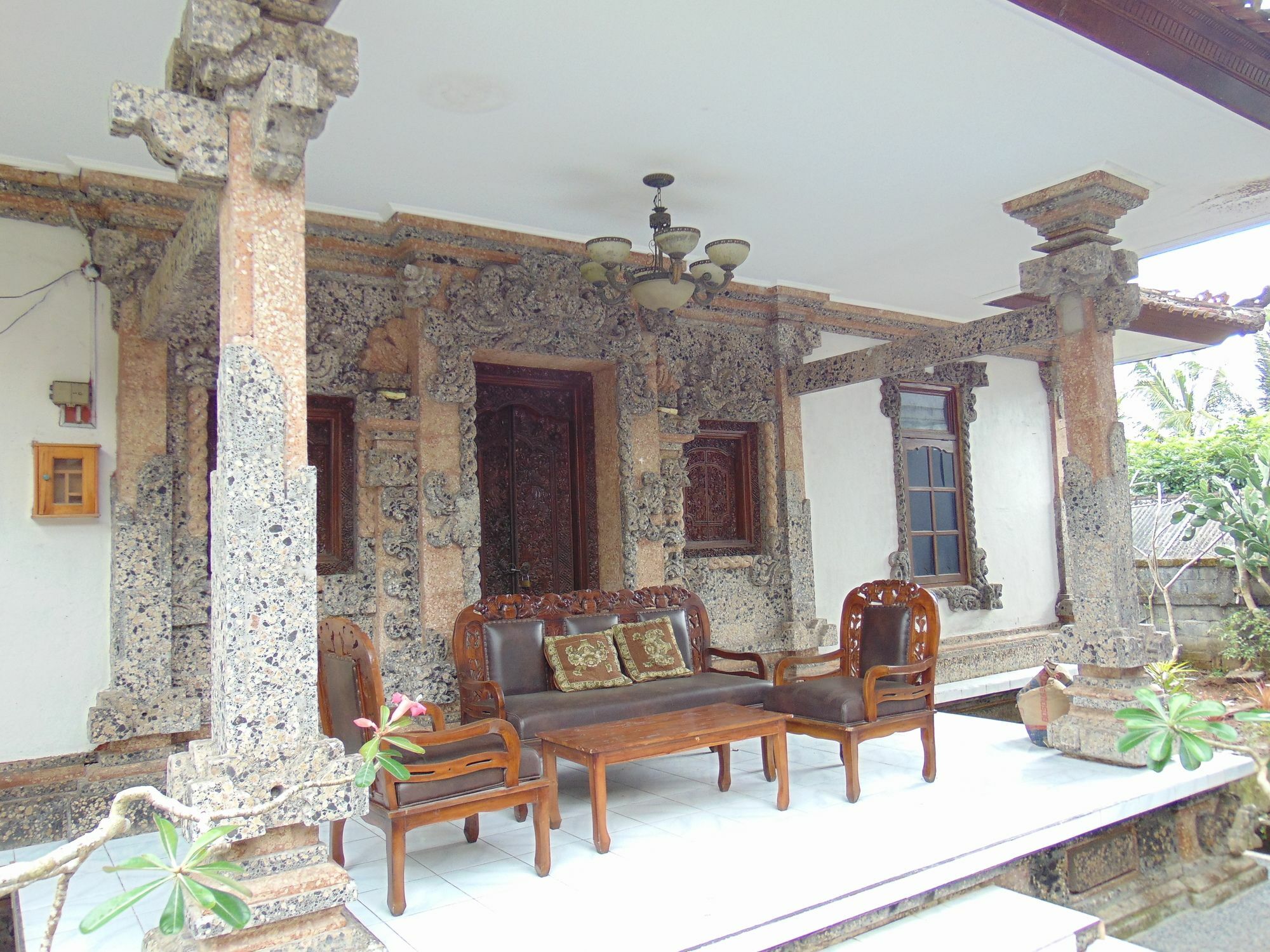 Dipondok Homestay Pecatu Екстериор снимка