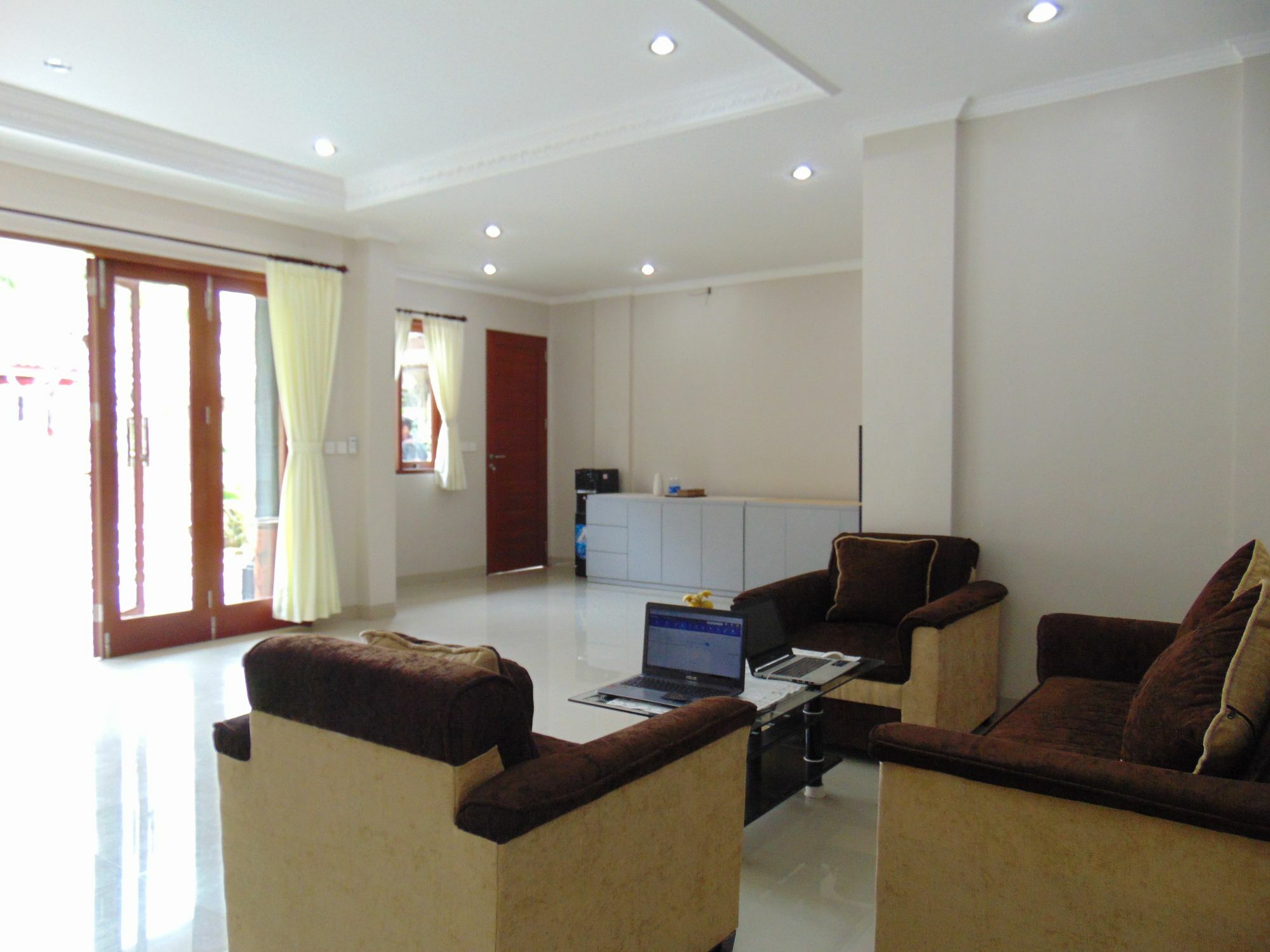 Dipondok Homestay Pecatu Екстериор снимка